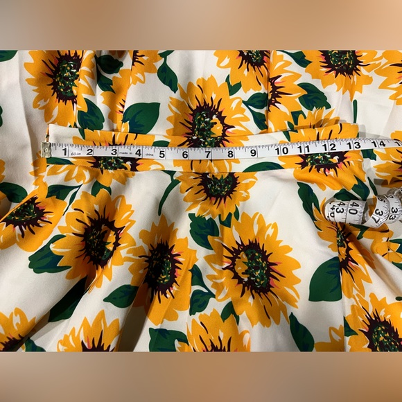 🌻Retro PinUp Unique Vintage Sunflower skirt🌻 - Picture 6 of 6
